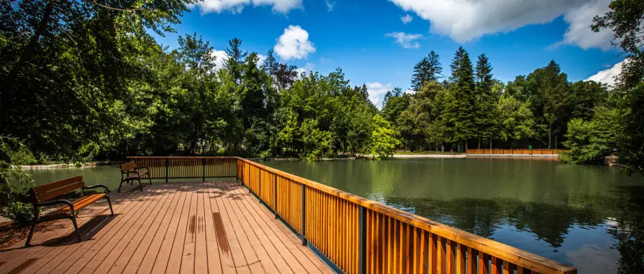 Miskolctapolca - park - a Kikelet Club Hotel aj�nl�s�val