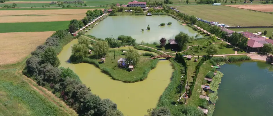 Horgszt, Sziget - a Ndas T Park Hotel ajnlsval