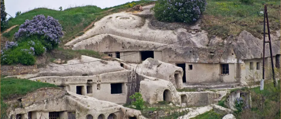 Barlanglaksok Noszvaj - a Panorma Hotel Noszvaj ajnlsval
