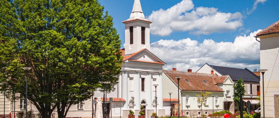 Srvr F-tr - a R31 Residence ajnlsval