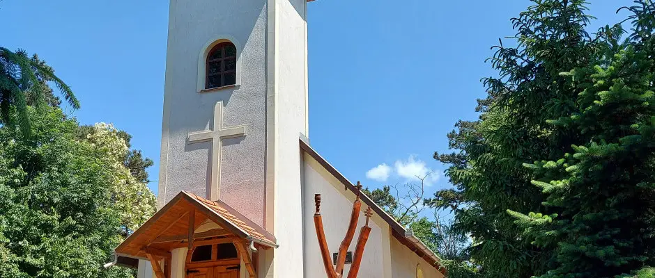 Sajt felszentelt kpolna- eskvkre is - a Rkczi Hotel, Tbor s Rendezvnykzpont ajnlsval