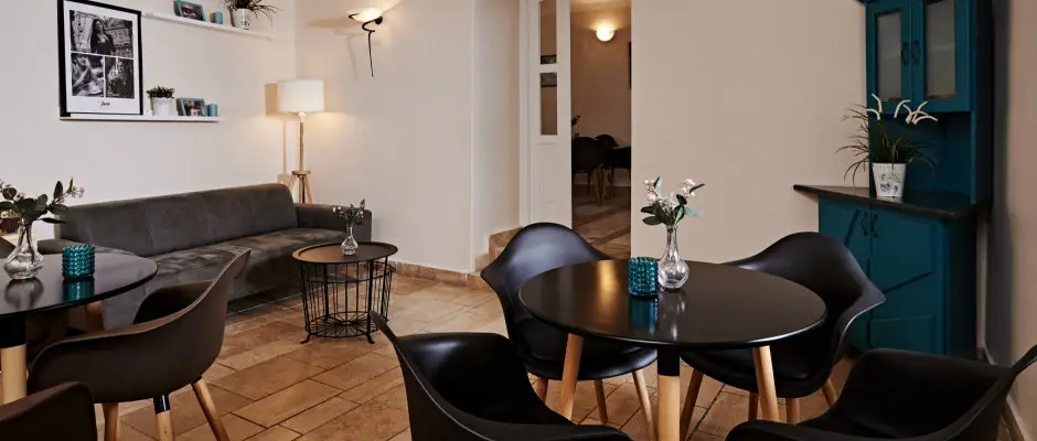 Rondella Kvz - Bazilika - a Hotel Adalbert - Szent Gyrgy Hz ajnlsval