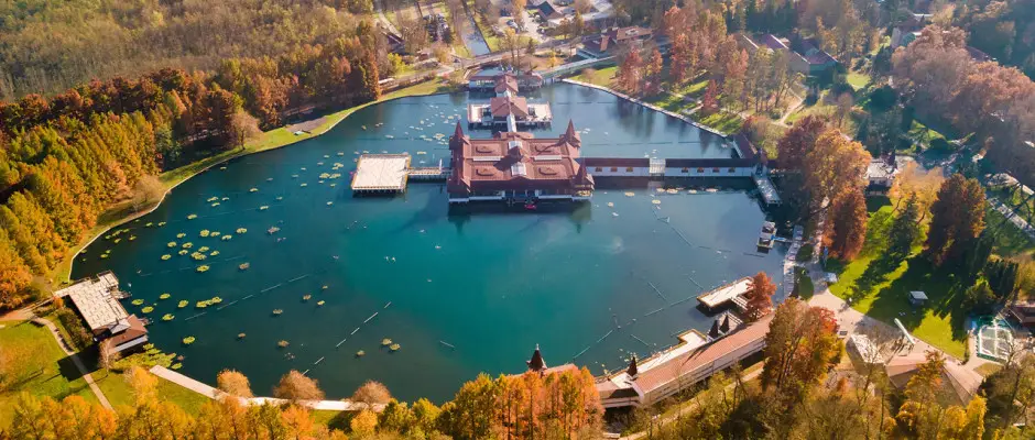 H�v�zi-t� �sszel - a Hotel FIT H�v�z aj�nl�s�val