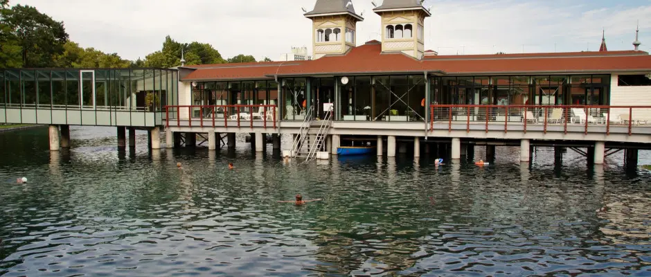 H�v�zi T� - a Hotel FIT H�v�z aj�nl�s�val