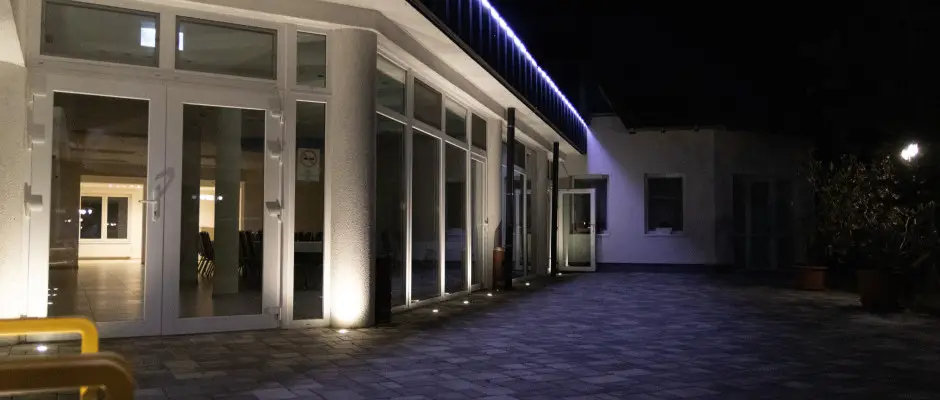 plet - a T-Part Panzi & Rendezvnykzpont ajnlsval