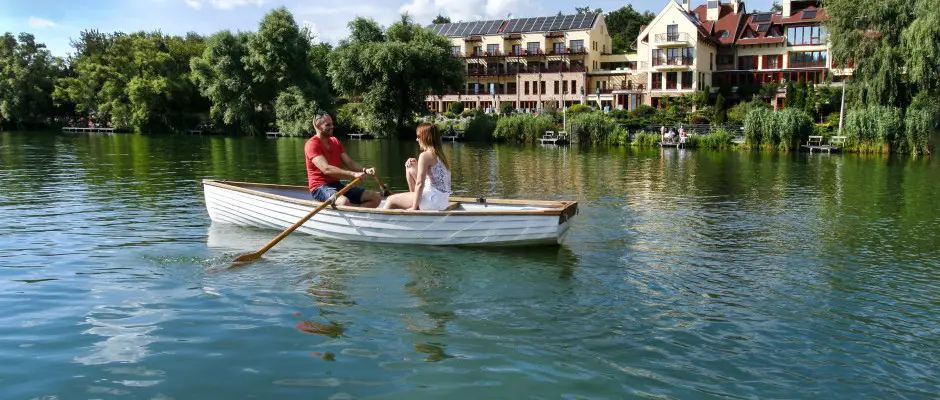 Csnakzs a tavon - a T Wellness Hotel ajnlsval