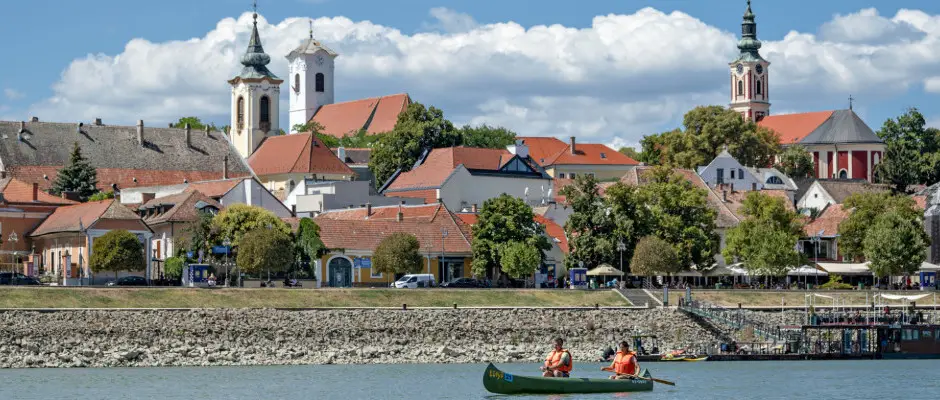 Dunakorz - a Vrosi Vendghz Szentendre ajnlsval