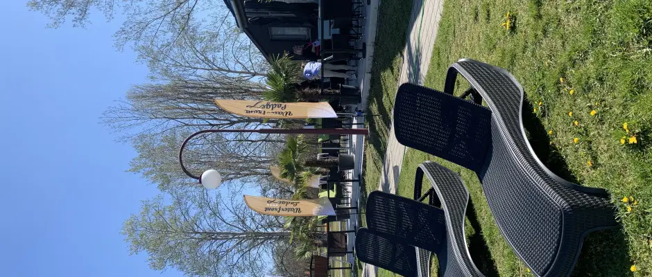 Strand - a Waterfront Lodge ajnlsval