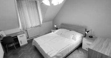 Okt�ber 23. (min. 2 �j)