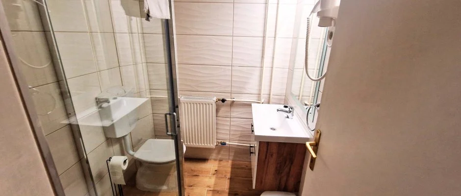 Therm�l Apartmanh�z Kom�rom