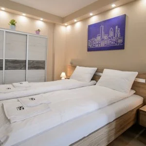 HR Apartmanház Eger - Summer vibe fürdőbelépővel (1 éjtől)