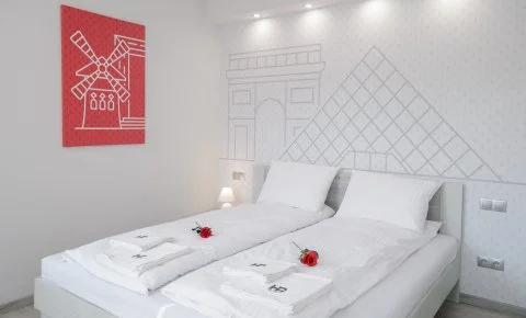 HR Apartmanház Eger - Október 23.
