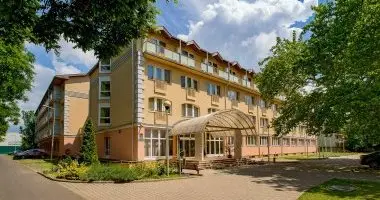Pünkösd (min. 2 éj)
