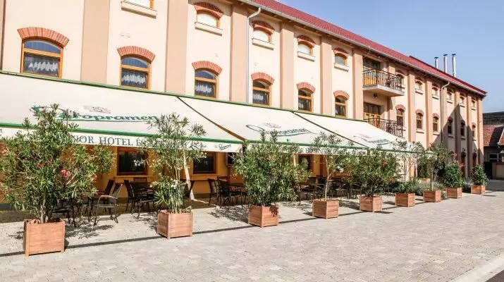 egyetlen hotel szabadság