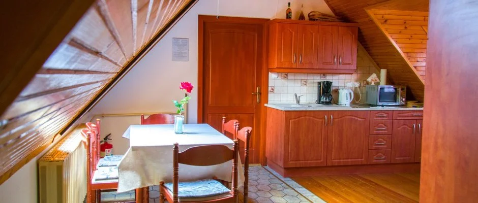 Huszr Vendghz rvnyes