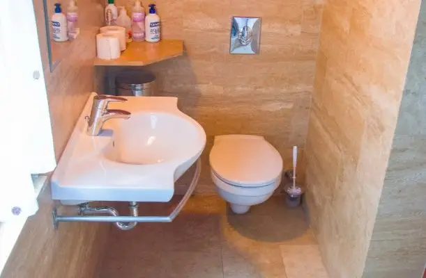 Huszár Vendégház Örvényes