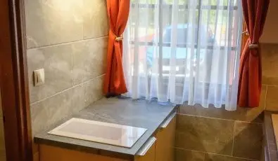 Huszár Vendégház Örvényes