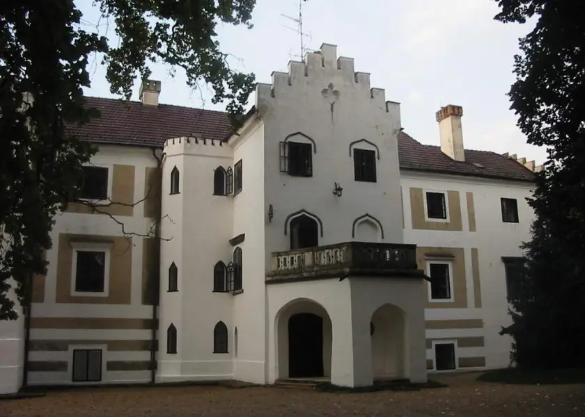 Zsennye