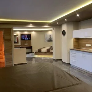 The Jakuzzi Room Miskolctapolca - Október 23. (min. 2 éj)