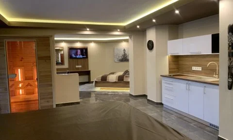 The Jakuzzi Room Miskolctapolca - Október 23.