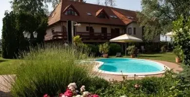 Balatoni nyaral�s reggelivel (min. 2 �j)