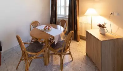 Zsanett Hotel Balatonkeresztr