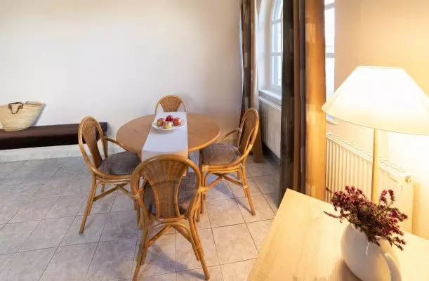 Zsanett Hotel Balatonkereszt�r