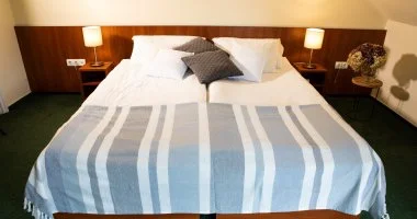 Napi �rak �nell�t�ssal (1 �jt�l)