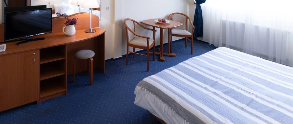 Zsanett Hotel Balatonkeresztr