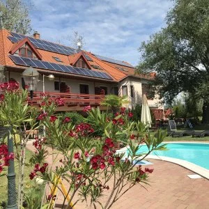 Zsanett Hotel Balatonkeresztúr - Reggelis ajánlat