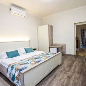  Hajdúszoboszló - Két ünnep között