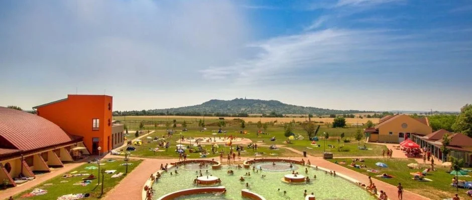 Vulkn Wellness Hotel s Kemping Celldmlk