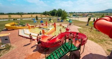 Vulk�n Wellness Hotel �s Kemping - Napi �r f�lpanzi�val, f�rd�haszn�lattal