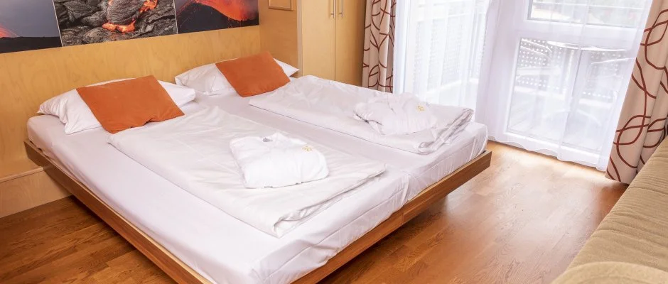 Vulkn Wellness Hotel s Kemping Celldmlk