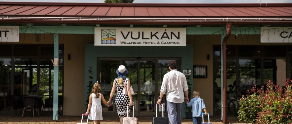 Vulkn Wellness Hotel s Kemping Celldmlk