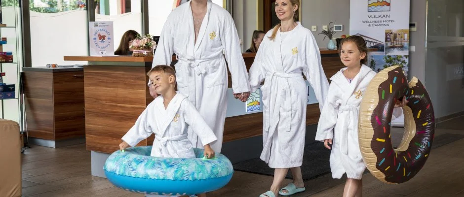 Vulkn Wellness Hotel s Kemping Celldmlk