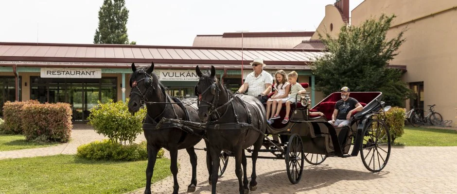 Vulkn Wellness Hotel s Kemping Celldmlk