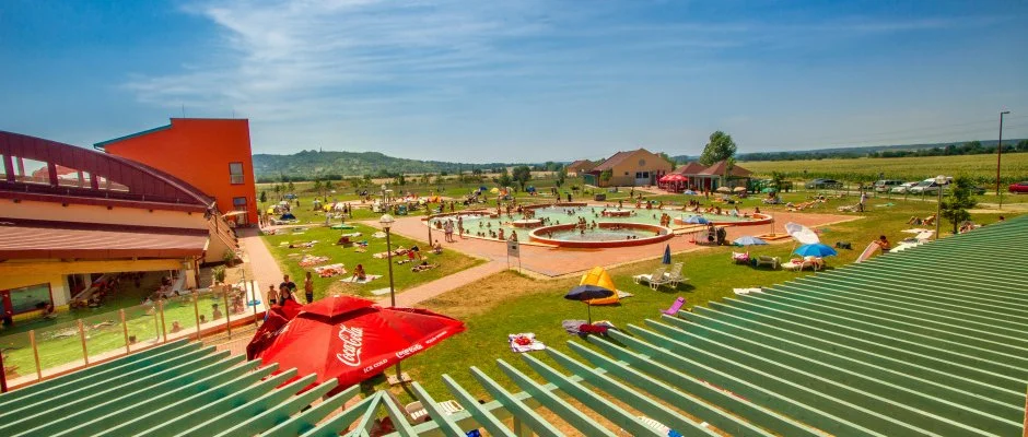 Vulkn Wellness Hotel s Kemping Celldmlk