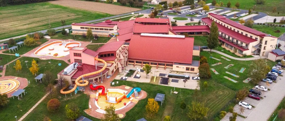 Vulkn Wellness Hotel s Kemping Celldmlk