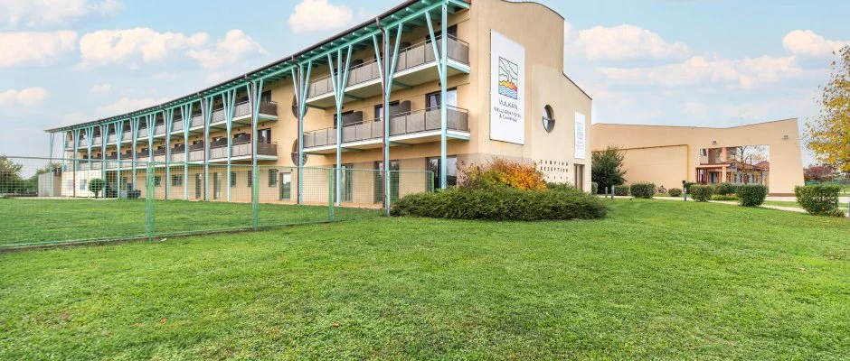 Vulkn Wellness Hotel s Kemping Celldmlk