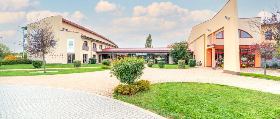 Vulkn Wellness Hotel s Kemping Celldmlk