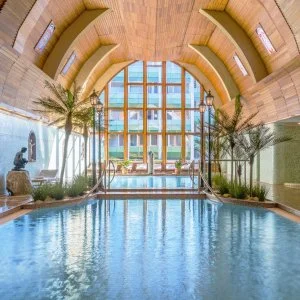 Kaktusz City Apartman Hévíz - Fürdőbelépős ajánlat (min. 2 éj)