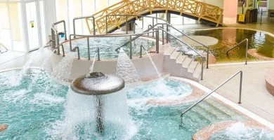 - Wellness a Kamillában fürdőbelépővel