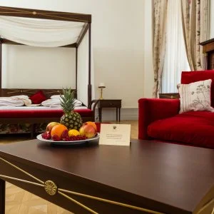 Károlyi Kastély Hotel & Restaurant Fehérvárcsurgó - Május 1. - speciális előrefizetéssel