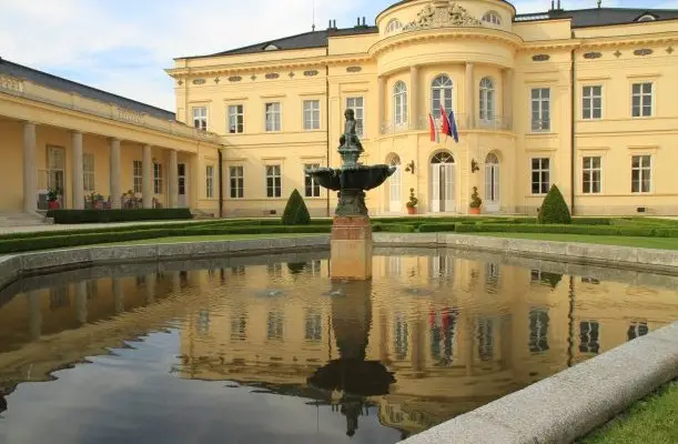 Krolyi Kastly Hotel & Restaurant Fehrvrcsurg
