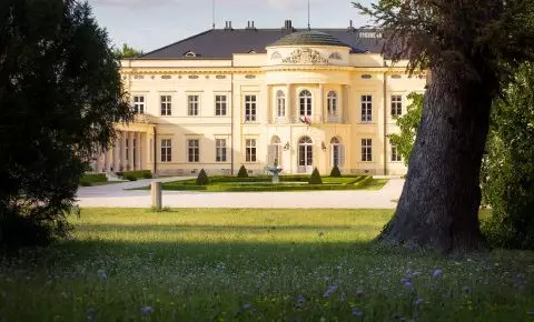 Károlyi Kastély Hotel & Restaurant Fehérvárcsurgó - Kedvezményes szobaár reggelivel - nyugdíjasok részére
