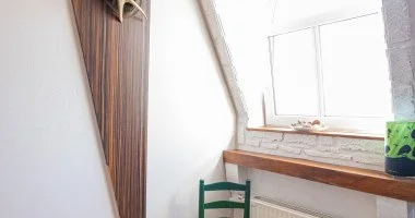 M�jus 1. (min. 2 �j)