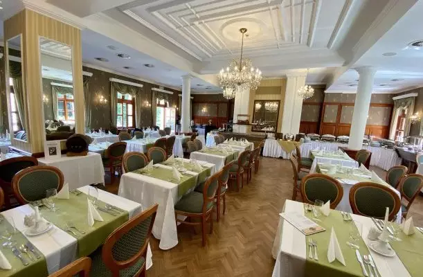 Kastélyhotel Sasvár Parádsasvár Kastélyhotel Sasvár Parádsasvár