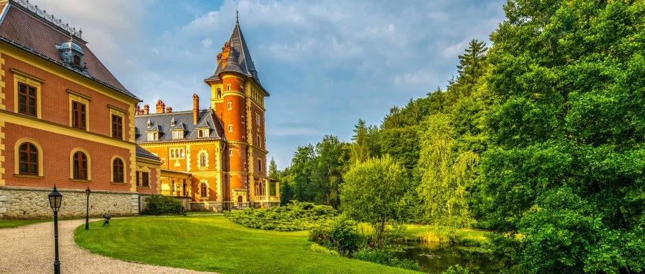 Kastlyhotel Sasvr Pardsasvr