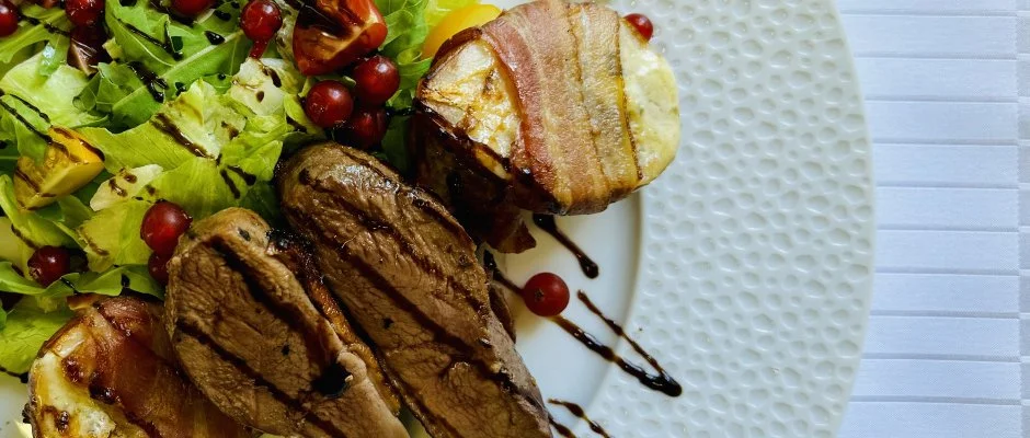 Kastlyhotel Sasvr Pardsasvr